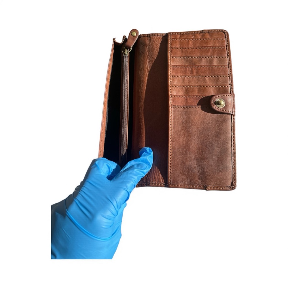 Brown Leather Clutch Wallet with Anchor Detail - Picture 7 of 14